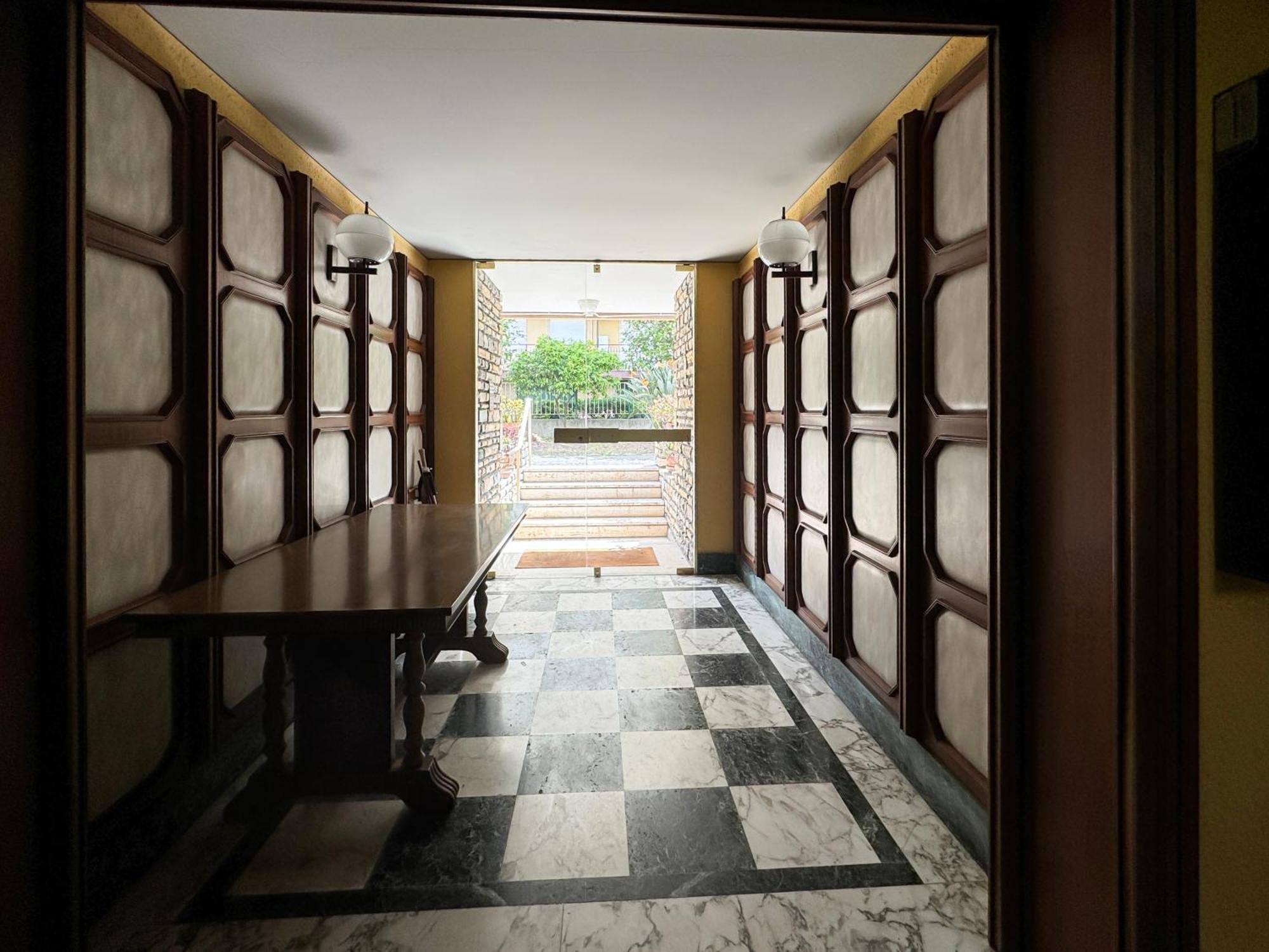 Casa Febo, In Centro Con Parcheggio Privato A 200 Mt Dal Mare Hotel Bordighera Bagian luar foto